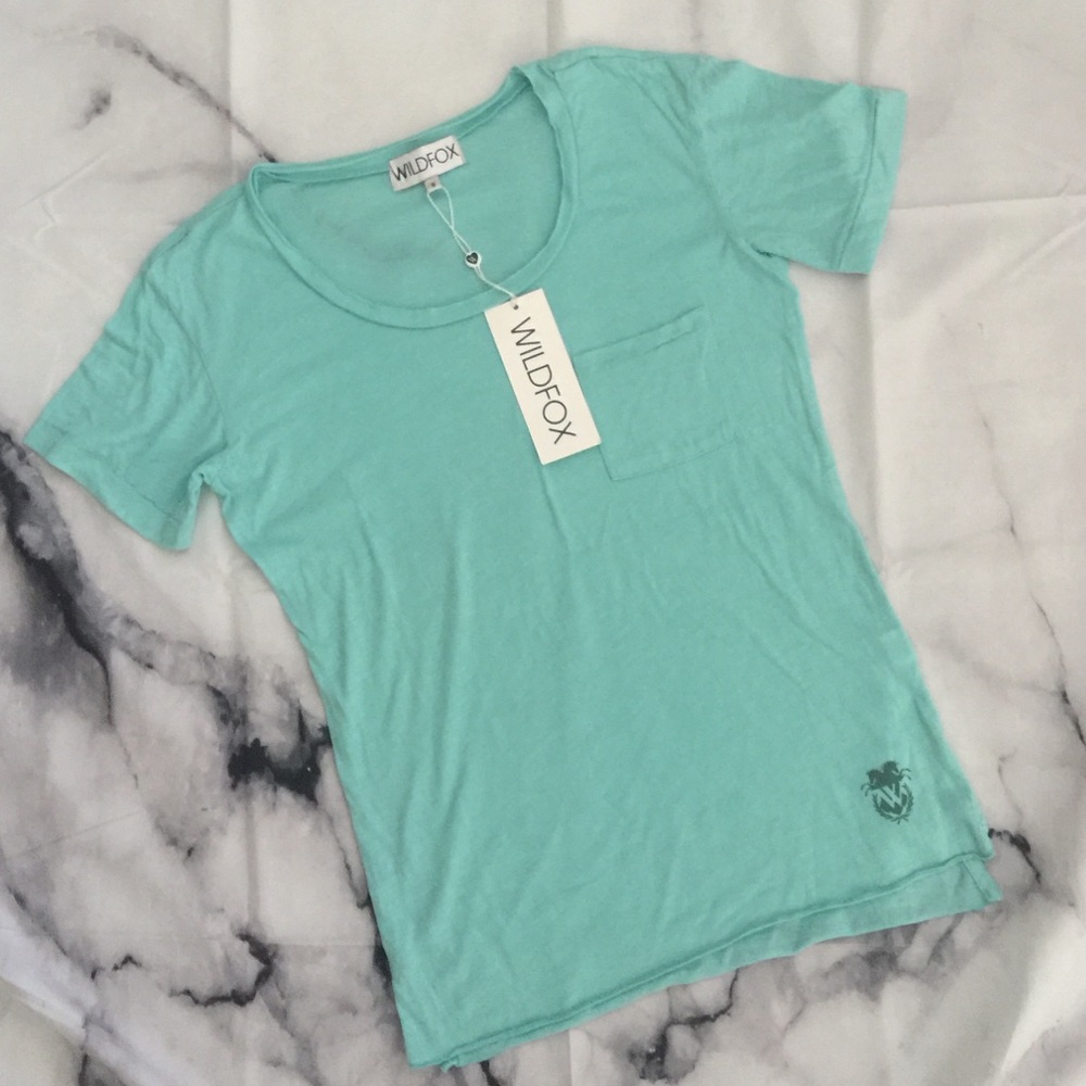 Wildfox NWT brand new logo t-shirt with pocket